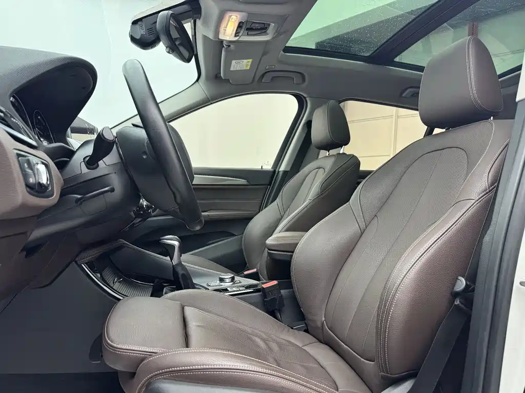 BMW X1 2019 xDrive20Li Exclusive Model купить на сайте DeffCars