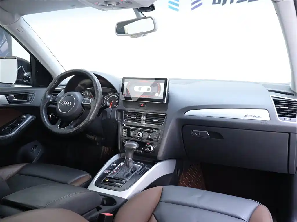 Audi Q5 2018 Collector's Edition 40 TFSI Technology купить на сайте DeffCars