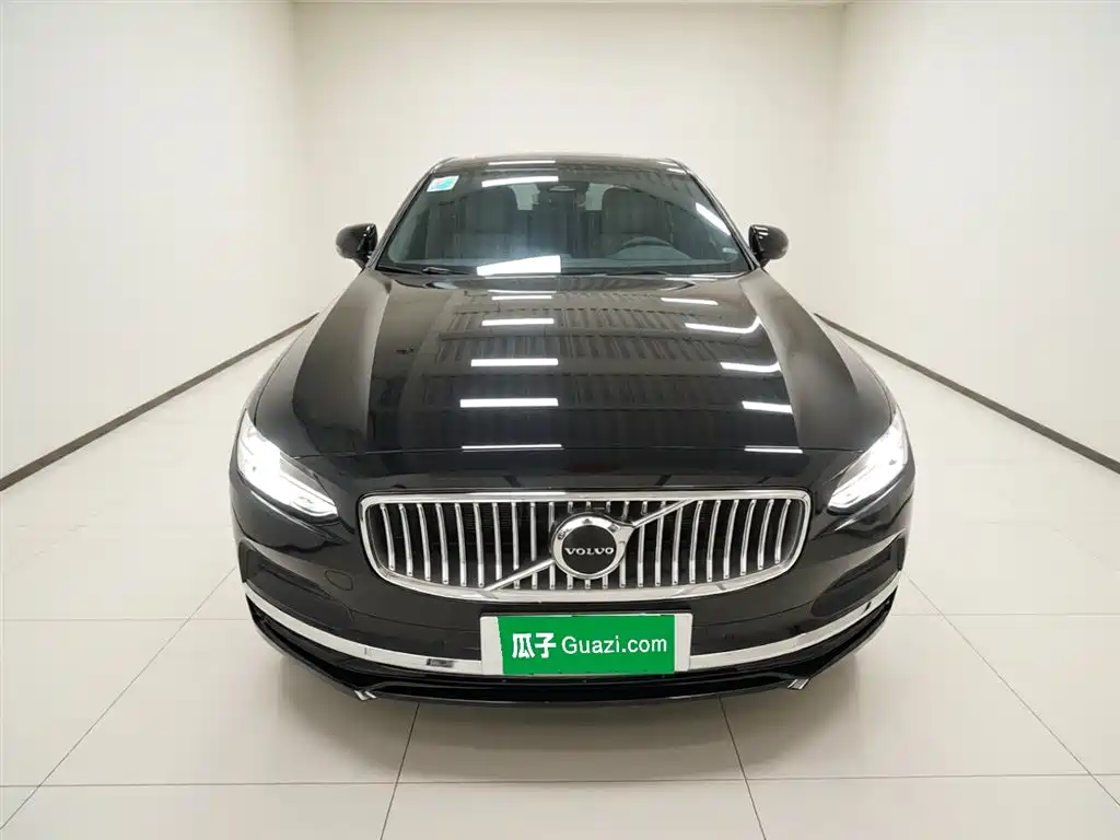 Volvo S90 2023 B5 Zhiyuan Luxury Edition купить на сайте DeffCars