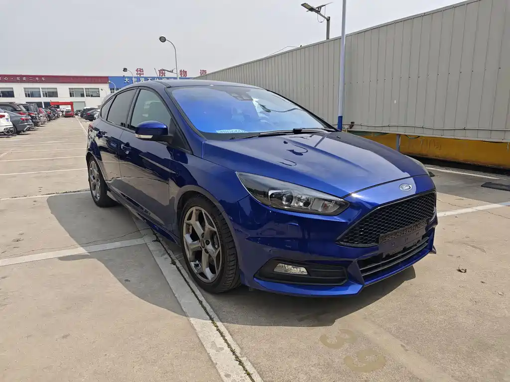 Focus imported 2015 2.0T ST standard version купить на сайте DeffCars