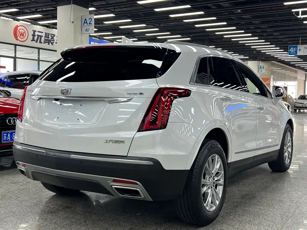 Cadillac XT5 2022 2.0T two-wheel drive luxury model купить на сайте DeffCars