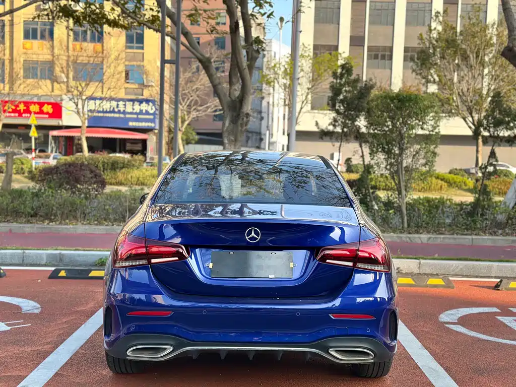 Mercedes-Benz A-Class 2020 Facelift A 200 L Sports Sedan Fashionable купить на сайте DeffCars