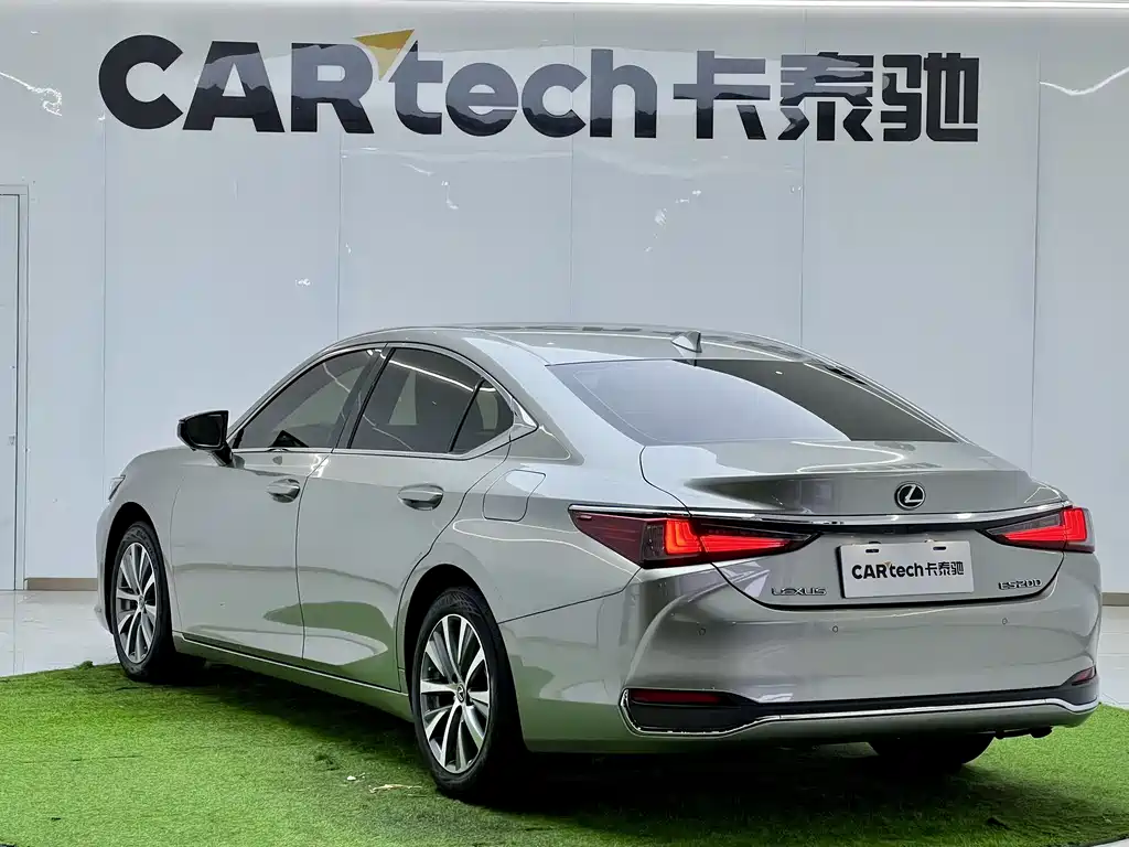 Lexus ES 2020 200 Excellence Edition купить на сайте DeffCars