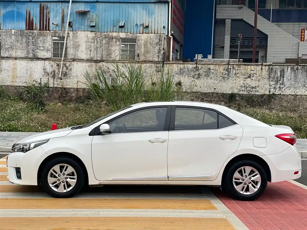 Corolla 2017 1.2T CVT GLX-i купить на сайте DeffCars