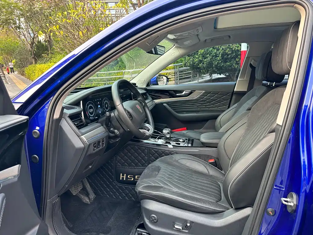 Hongqi HS5 2022 facelift 2.0T Zhilian Flagship Edition купить на сайте DeffCars