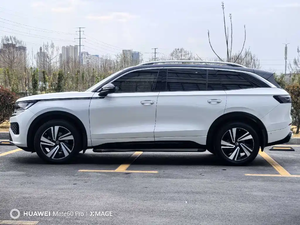 Lanxun 2024 380TSI four-wheel drive R-Line cruise version купить на сайте DeffCars