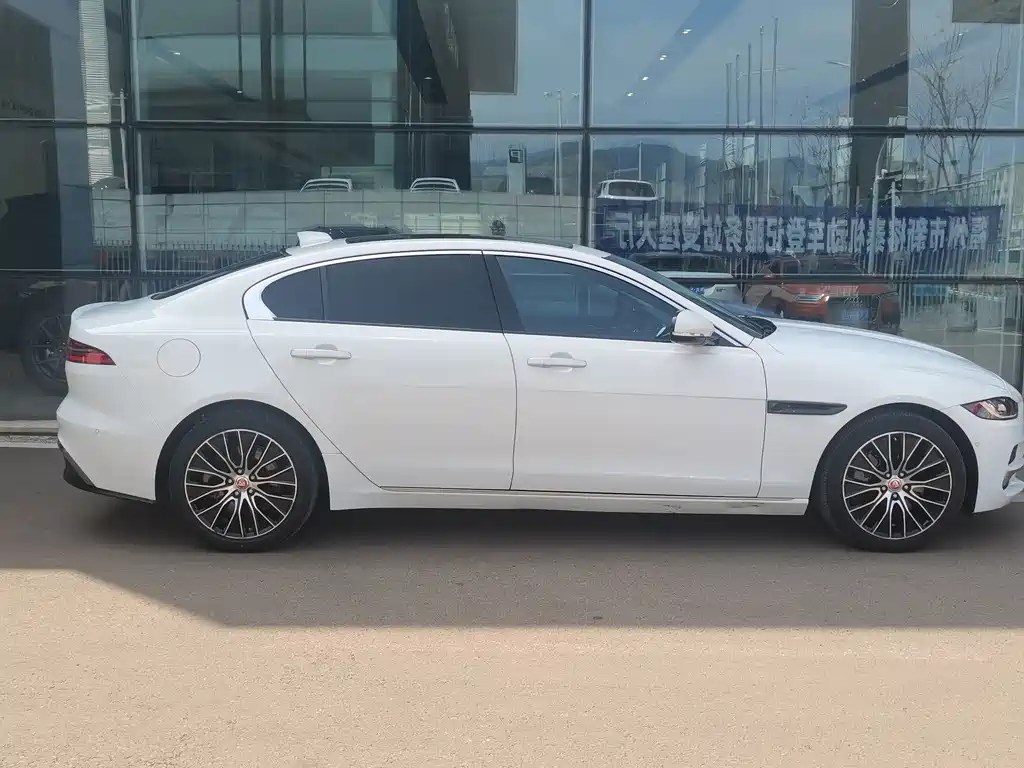 Jaguar XEL 2021 2.0T 250PS S Advanced and Elegant Edition купить на сайте DeffCars