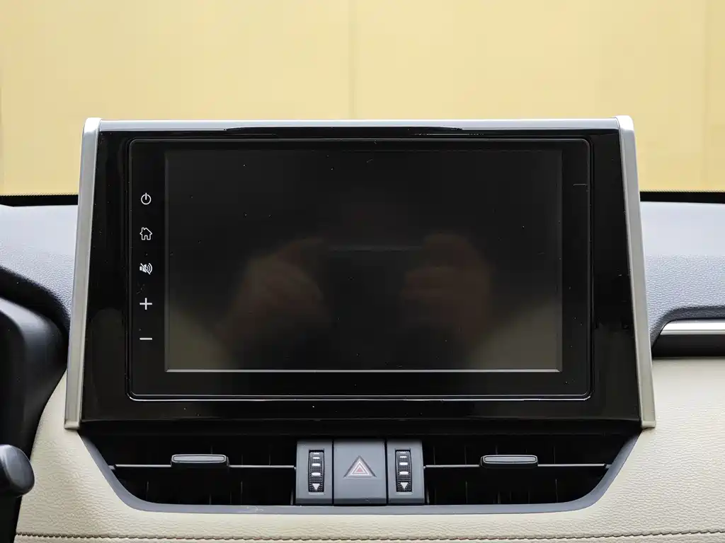 RAV4 Rongfang 2020 2.0L CVT two-wheel drive fashion version купить на сайте DeffCars