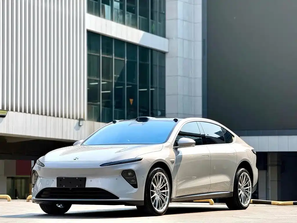 NIO ET7 2024 75kWh Executive Signature Edition купить на сайте DeffCars