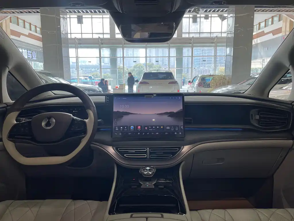 Denza D9 2022 DM-i 970 four-wheel drive premium model купить на сайте DeffCars