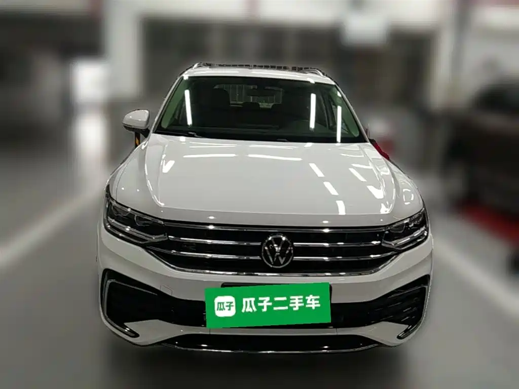 Tiguan L 2024 330TSI automatic two-wheel drive R-Line version купить на сайте DeffCars