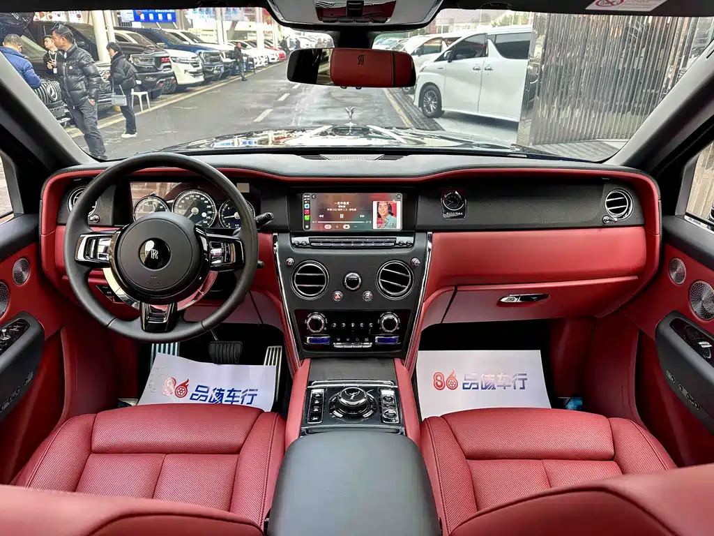 Cullinan 2018 four-seat version купить на сайте DeffCars