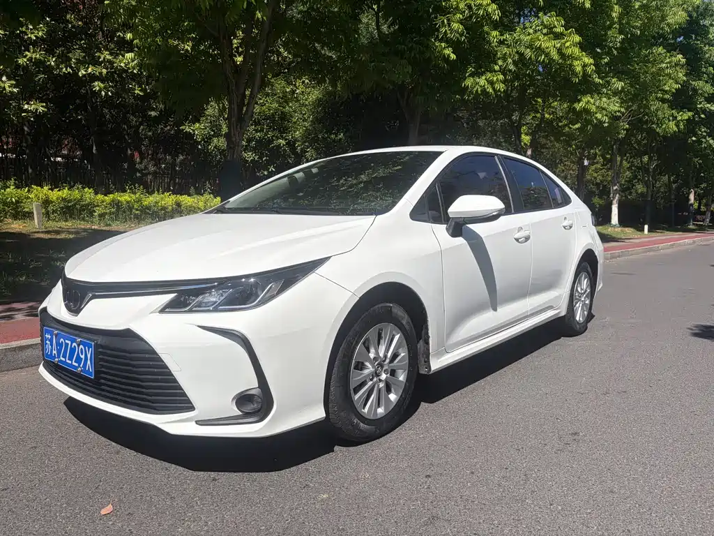 Corolla 2019 1.2T S-CVT GL Pioneer Edition купить на сайте DeffCars