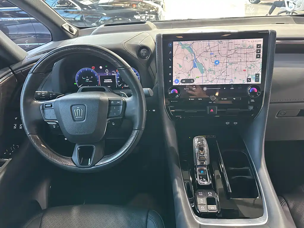 Wilfa 2023 Crown Dual Engine 2.5L HV Extreme Edition купить на сайте DeffCars