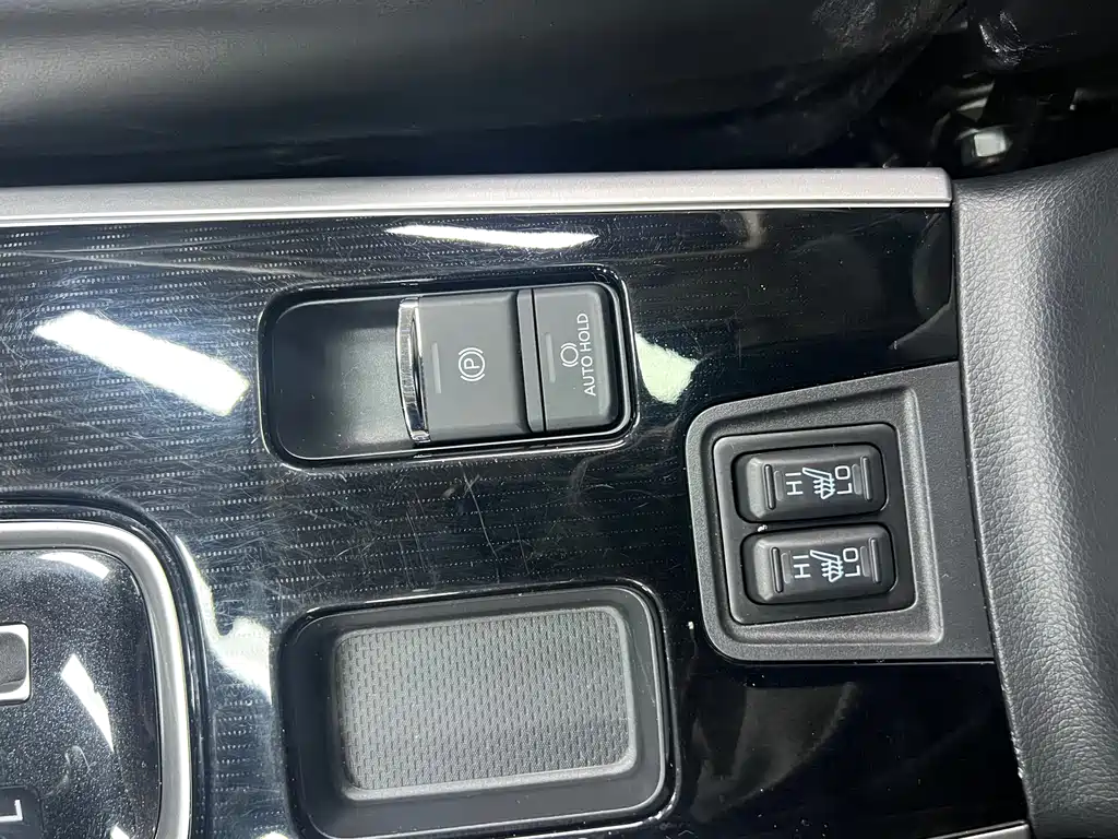 Outlander 2021 2.0L 2WD Enjoy Edition 7 seats купить на сайте DeffCars