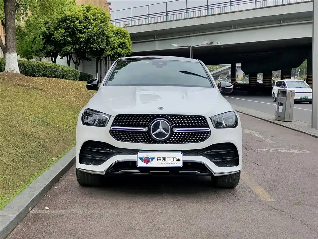 Mercedes-Benz GLE Coupe 2020 GLE 350 4MATIC Coupe SUV Luxury купить на сайте DeffCars