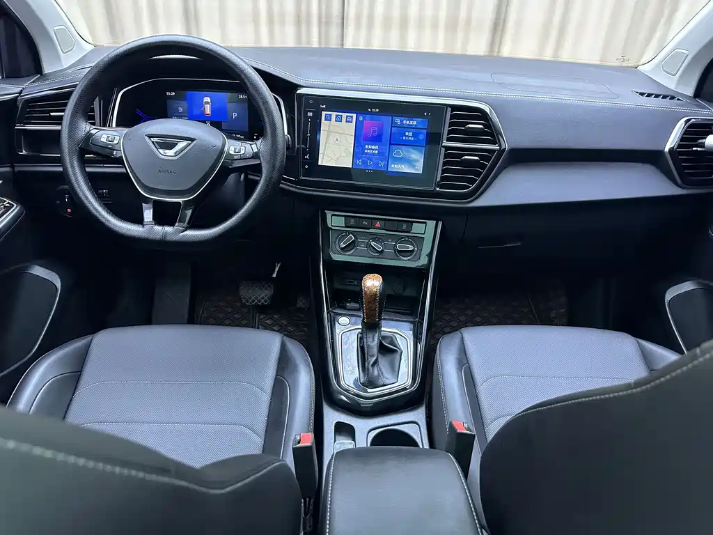 Jetta VS7 2022 Black Front 1.4T Automatic Delight Edition Pro купить на сайте DeffCars