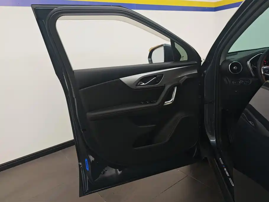 Trailblazer 2020 650T 7-seat version купить на сайте DeffCars