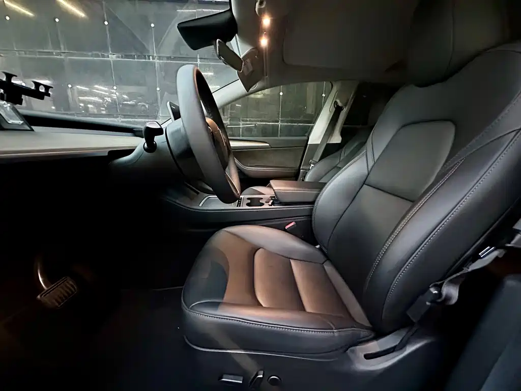 Model Y 2022 facelift rear-wheel drive version купить на сайте DeffCars