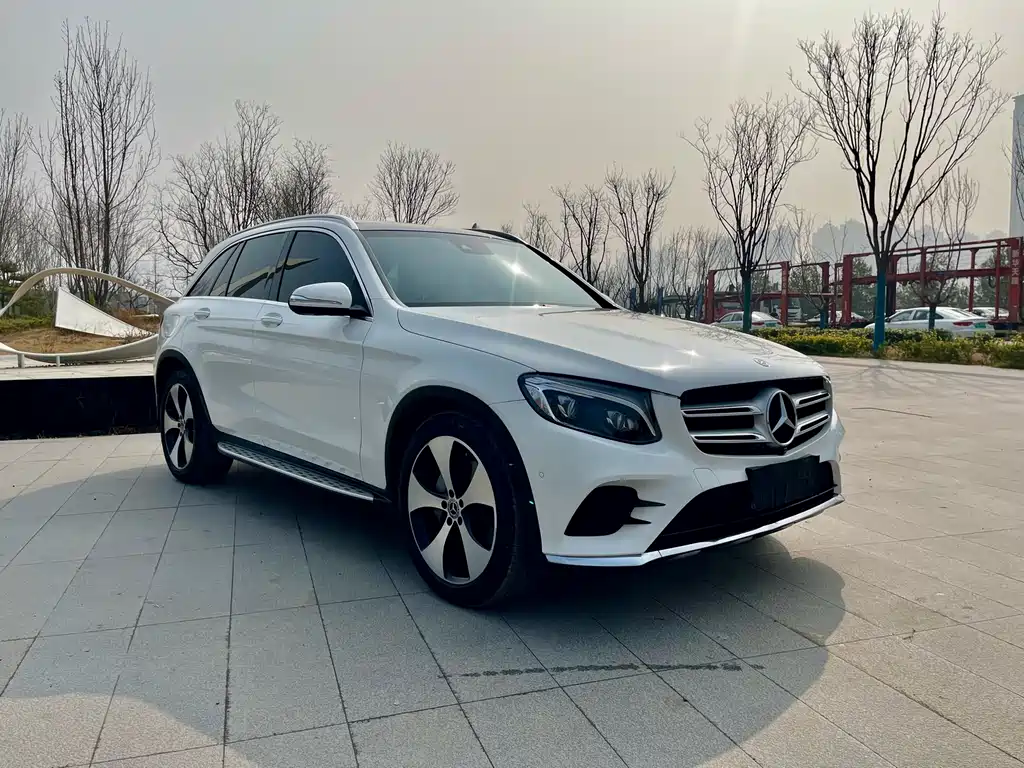 Mercedes-Benz GLC 2018 GLC 300 4MATIC Dynamic купить на сайте DeffCars