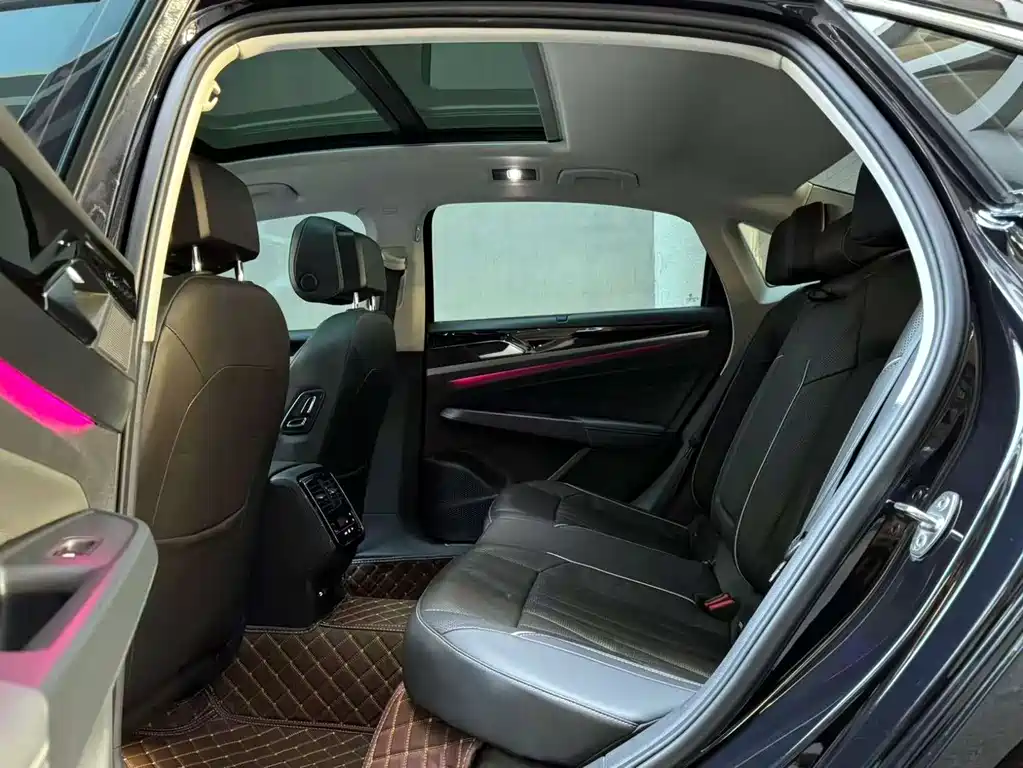 Passat 2022 330TSI Starry Sky Deluxe Edition купить на сайте DeffCars