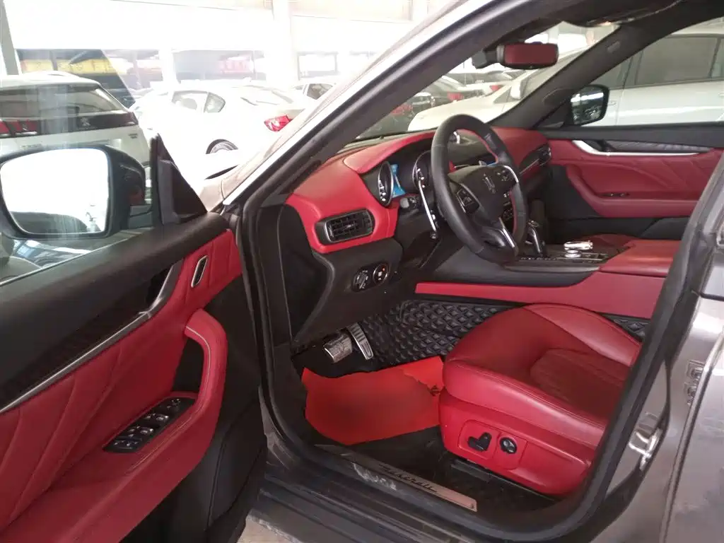 Levante 2019 3.0T Standard Edition National VI купить на сайте DeffCars