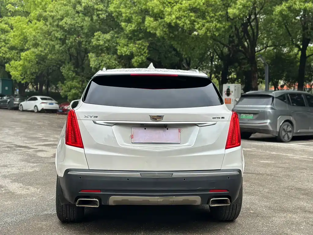 Cadillac XT5 2016 25T luxury model купить на сайте DeffCars