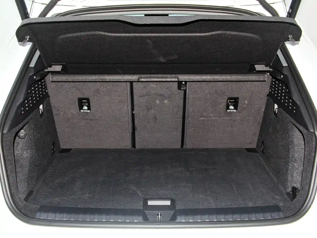 Audi A3 2024 Sportback 35 TFSI luxury sports model купить на сайте DeffCars