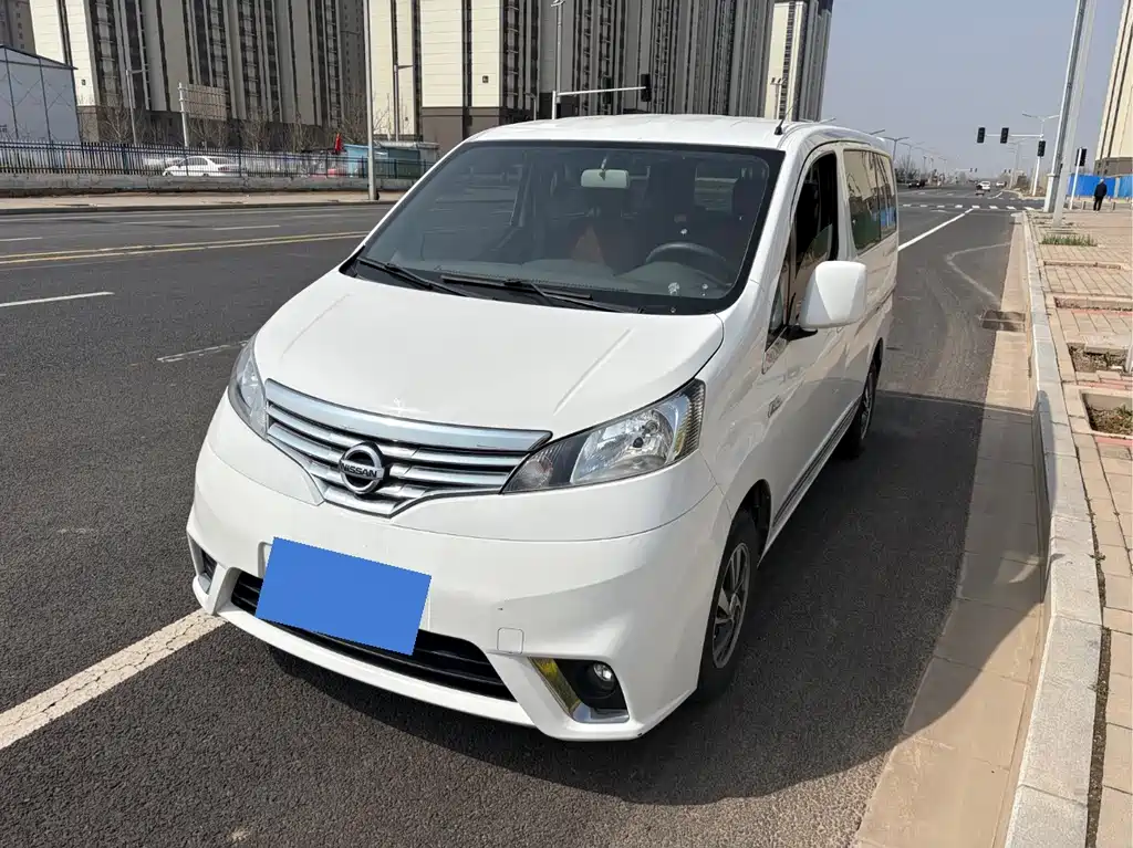 Nissan NV200 2018 1.6L CVT luxury model купить на сайте DeffCars