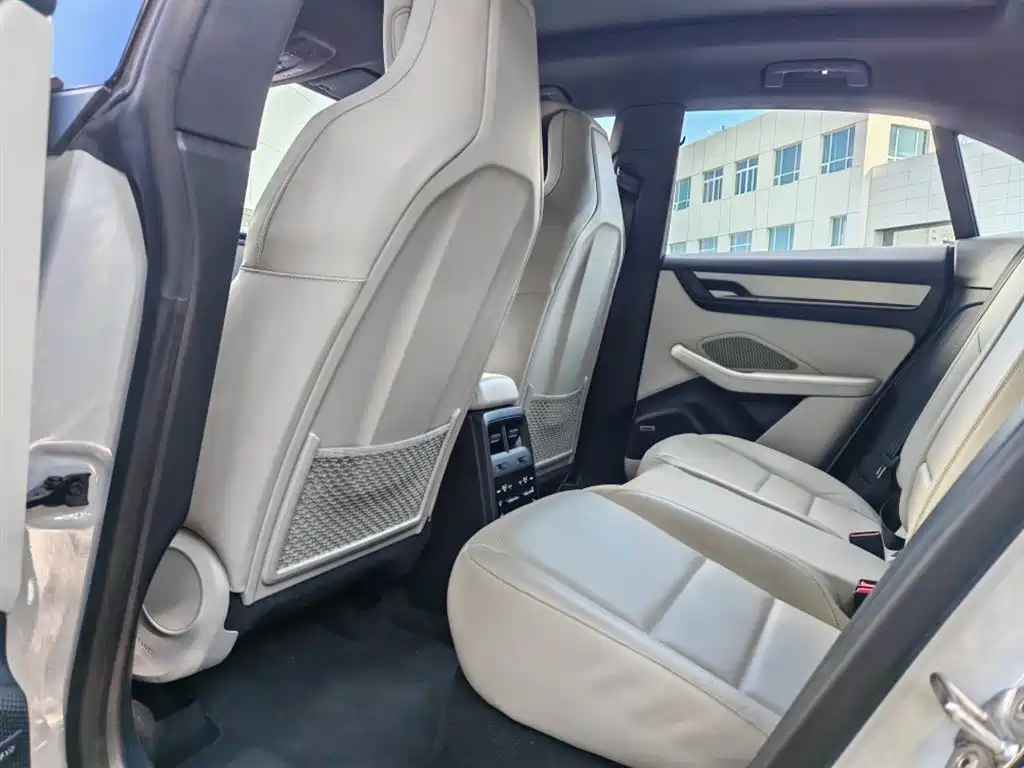 Macan New Energy 2024 Macan 4 купить на сайте DeffCars