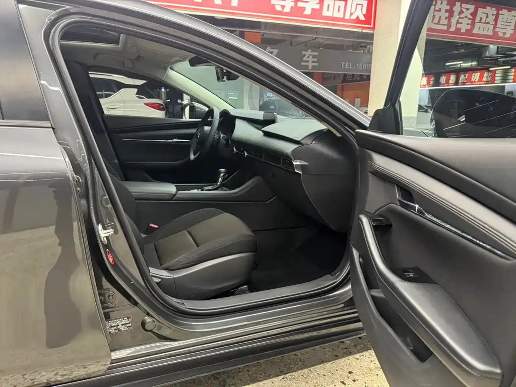 Mazda3 Angkesela 2021 2.0L automatic quality version купить на сайте DeffCars