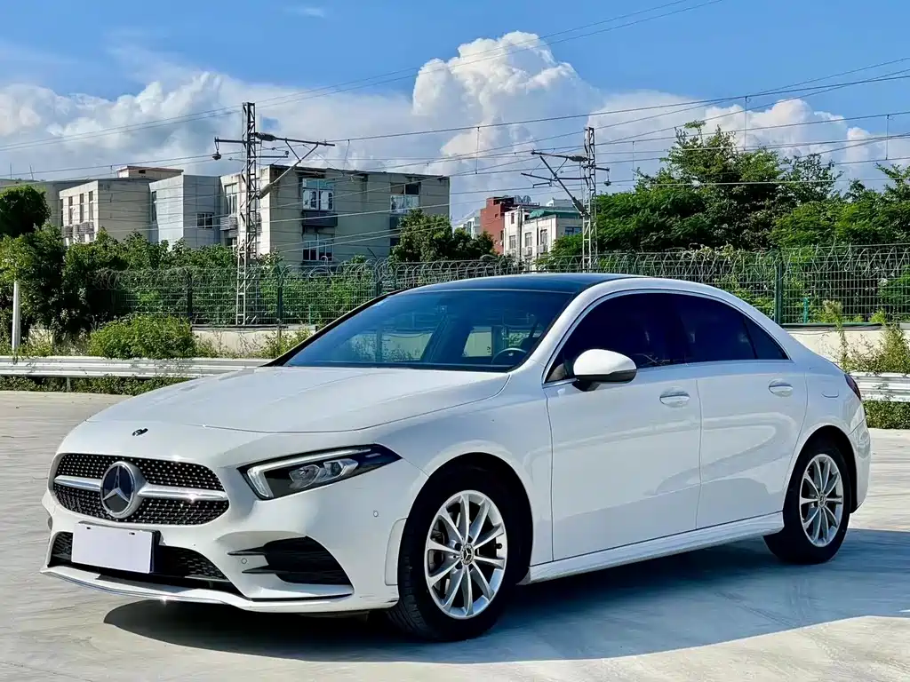Mercedes-Benz A-Class 2020 Facelift A 200 L Sports Sedan Fashionable купить на сайте DeffCars