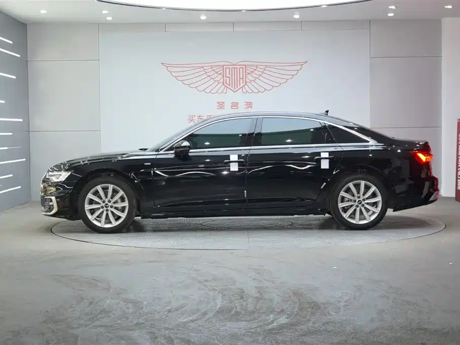 Audi A6L 2024 45 TFSI Premium Dynamic Model купить на сайте DeffCars