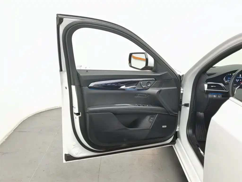 Cadillac CT6 PLUG-IN 2017 30E Elite купить на сайте DeffCars