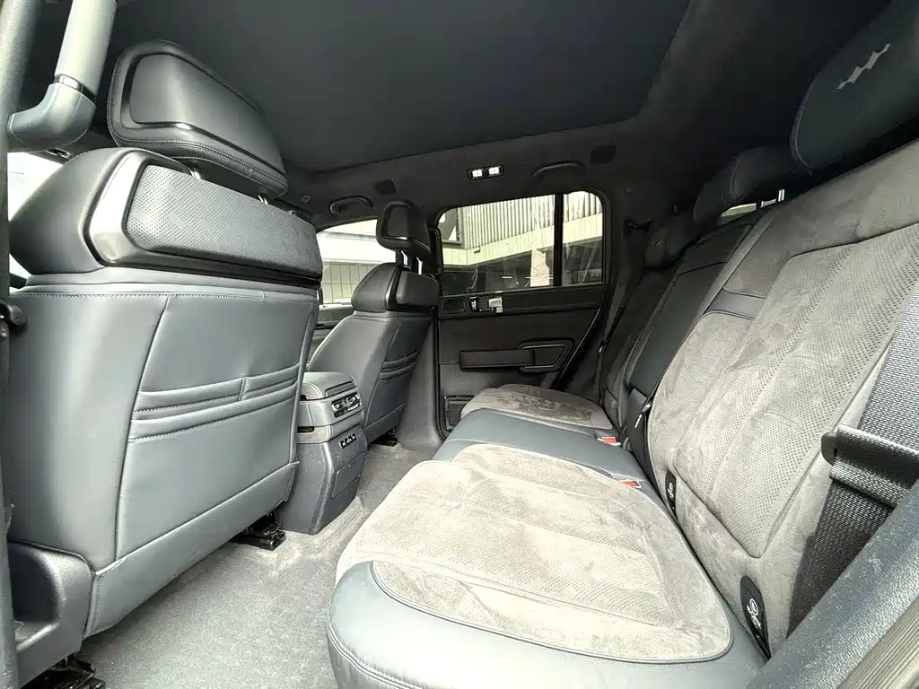 Leopard 5 2023 Yunnan flagship version купить на сайте DeffCars