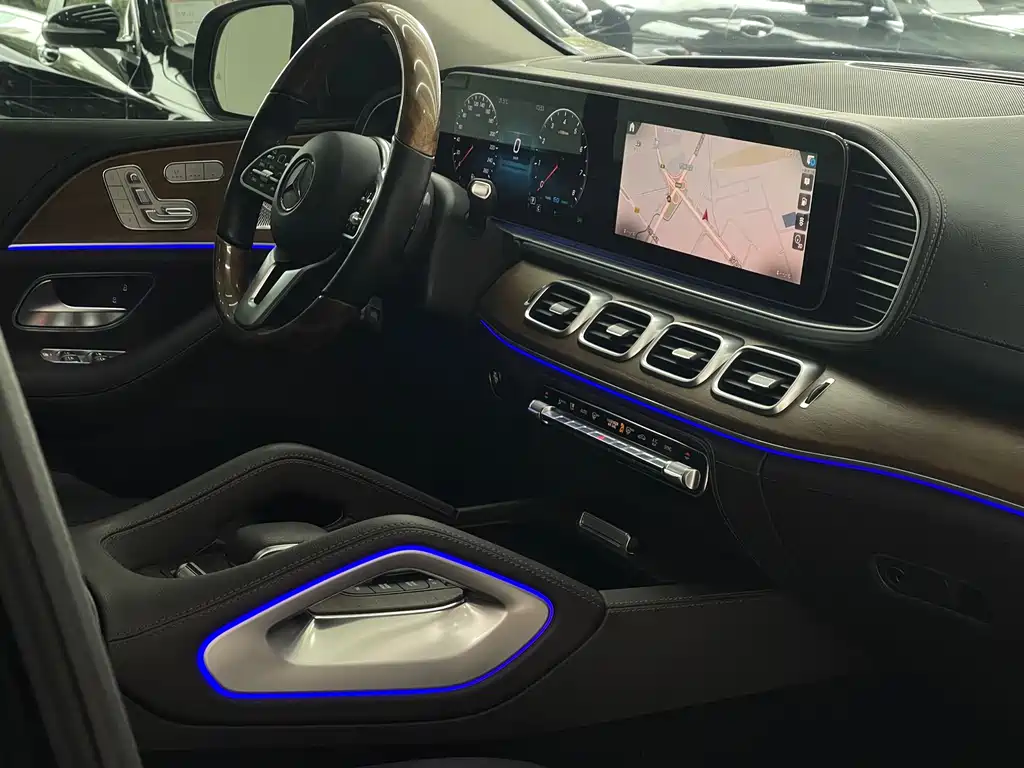 Mercedes-Benz GLS 2022 facelift GLS 450 4MATIC luxury model купить на сайте DeffCars