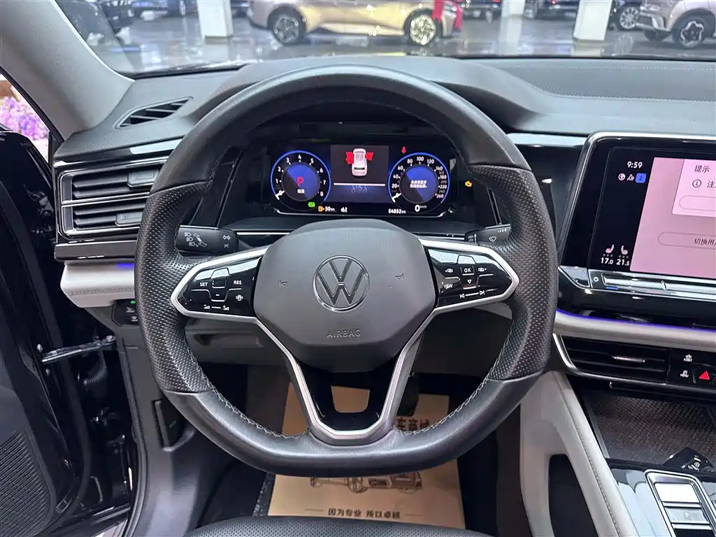 Touron 2021 380TSI four-wheel drive luxury version купить на сайте DeffCars