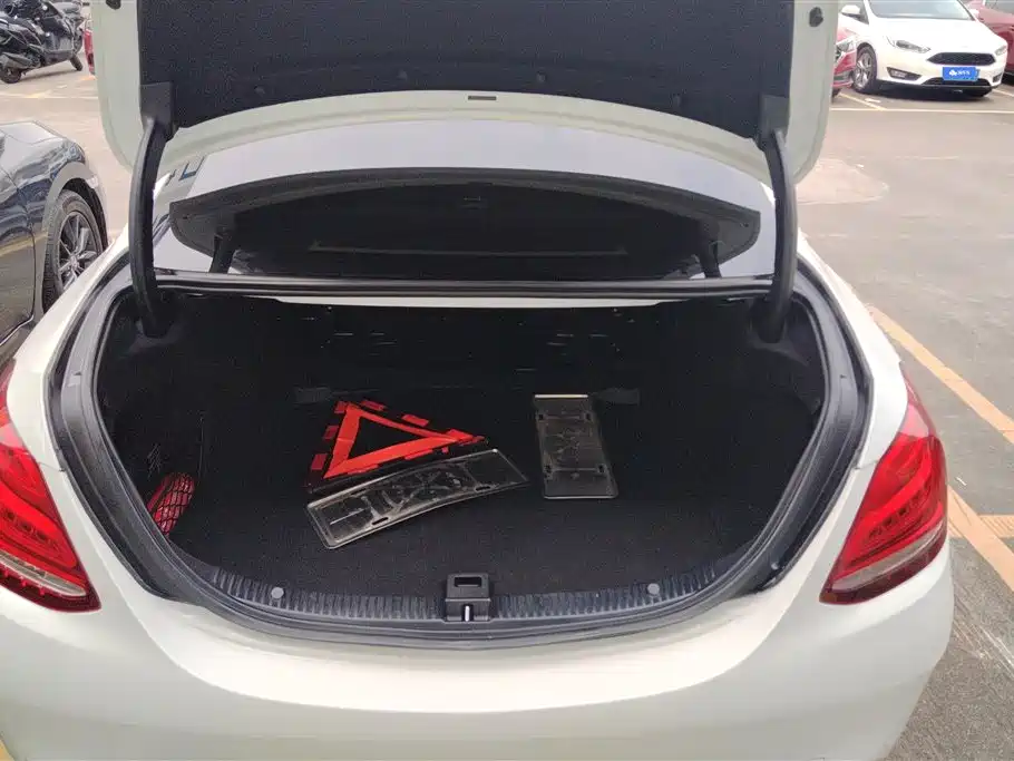 Mercedes-Benz C-Class 2018 C 200 L Sports Edition купить на сайте DeffCars