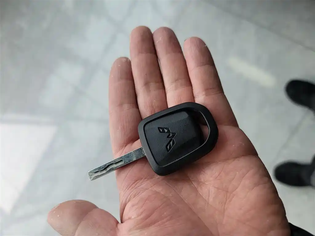 Hongguang MINIEV 2025 fourth generation four-door version advanced model купить на сайте DeffCars