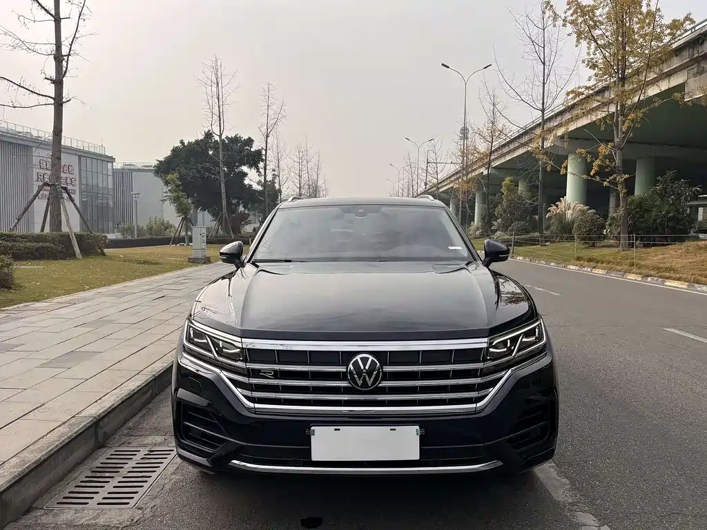 Touareg 2022 3.0TSI Ruixiang Edition Classic Sports Package купить на сайте DeffCars