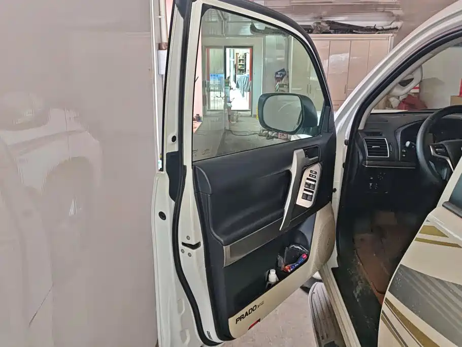 Prado 2018 3.5L automatic TX-L NAVI rear mounted spare tire купить на сайте DeffCars