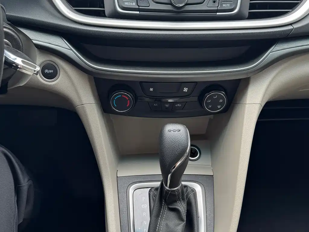 Yinglang 2019 15T dual-clutch aggressive model, National VI купить на сайте DeffCars