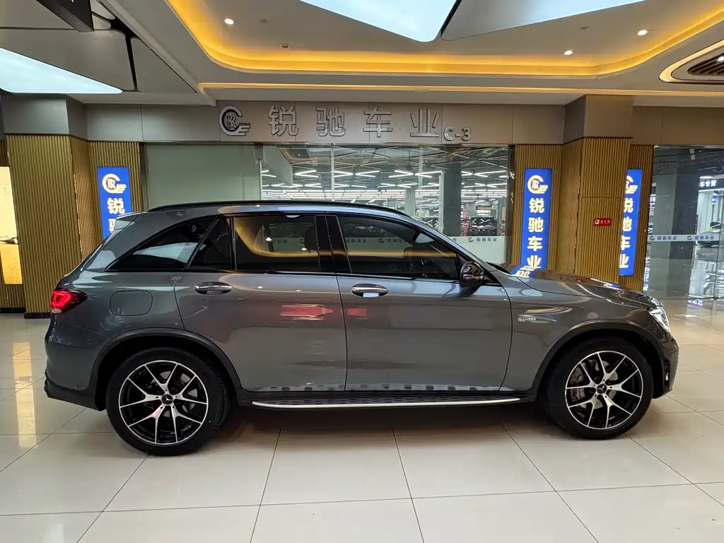 Mercedes-Benz GLC AMG 2022 AMG GLC 43 4MATIC купить на сайте DeffCars