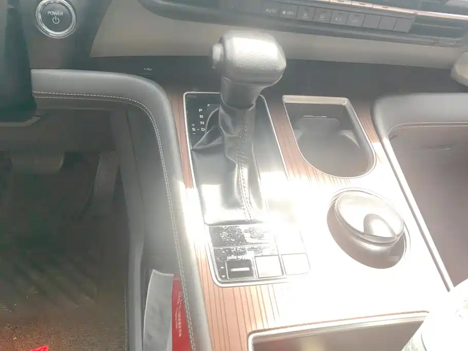 Grevia 2024 2.5L Hybrid Comfort Edition купить на сайте DeffCars