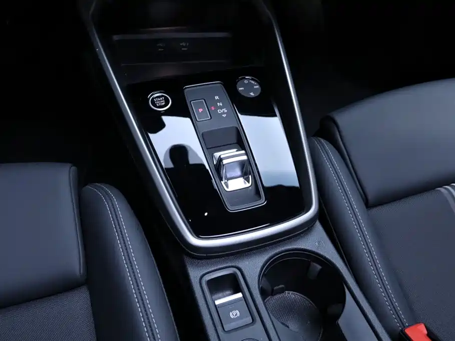 Audi A3 2024 Sportback 35 TFSI stylish and sporty купить на сайте DeffCars