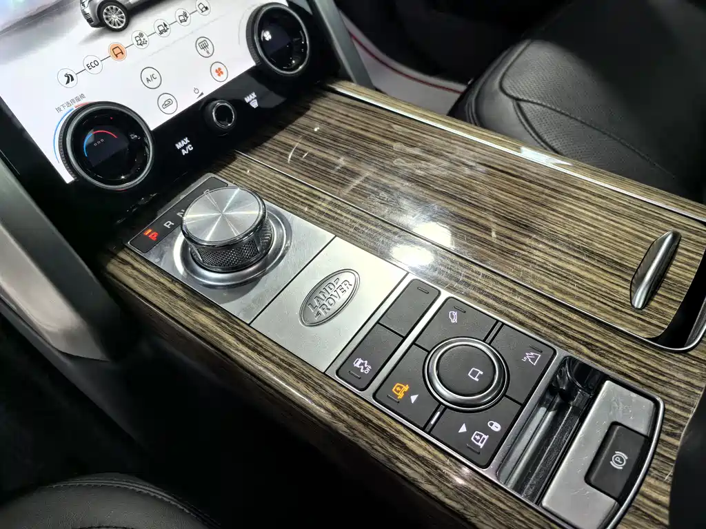 Range Rover 2019 3.0 SC V6 Legendary Extended Edition купить на сайте DeffCars
