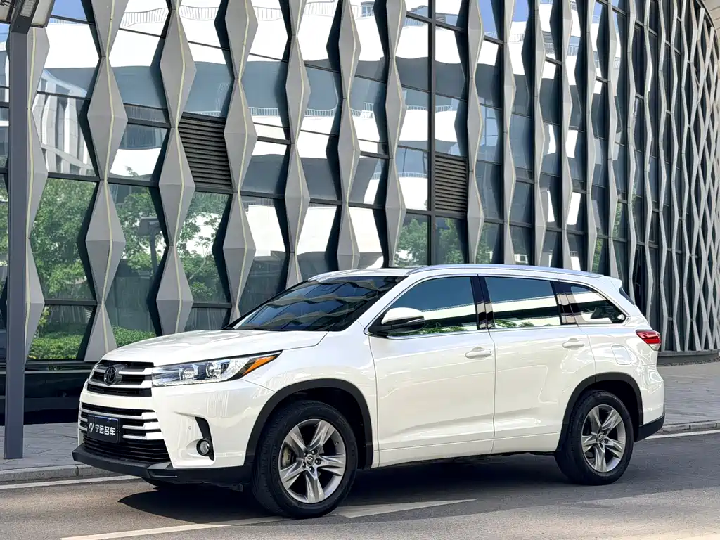 Highlander 2018 2.0T four-wheel drive luxury version 7 seats National V купить на сайте DeffCars