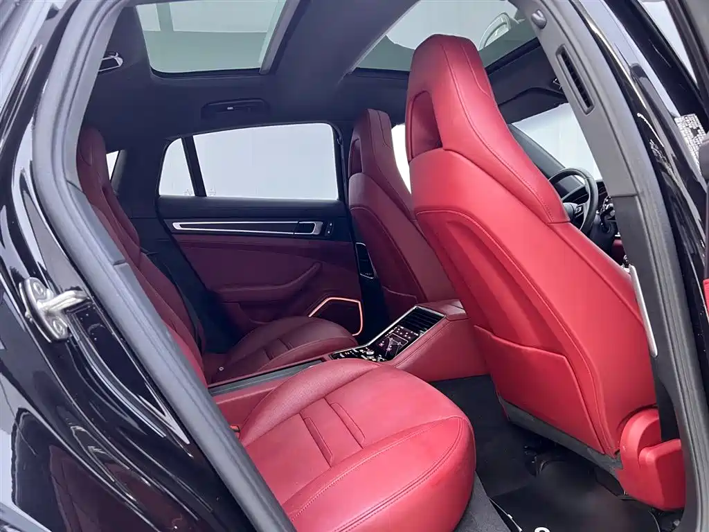 Panamera 2023 Panamera 2.9T Platinum Edition купить на сайте DeffCars