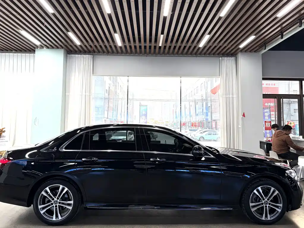 Mercedes-Benz E-Class 2023 E 260 L Sports купить на сайте DeffCars