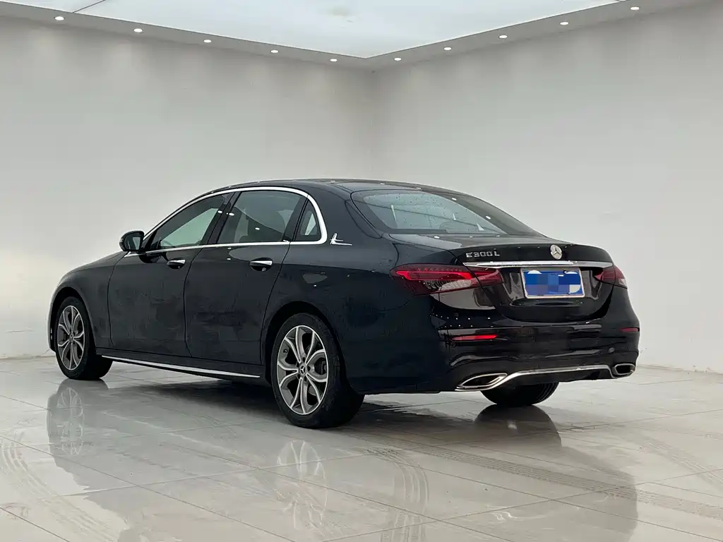 Mercedes-Benz E-Class 2023 E 300 L Sports Luxury купить на сайте DeffCars